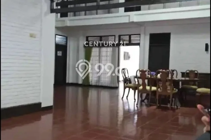 Jual Rumah Luas Megah Dengan View Eksklusif di Buah Batu, Bandung Jual Rumah Luas Megah Dengan View Eksklusif di Buah Batu, Bandung