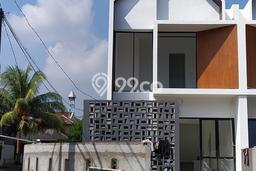 PROMO SPESIAL! Rumah Nyaman area BSD Griya Loka, Luas 140m² LB 146m² PROMO SPESIAL! Rumah Nyaman area BSD Griya Loka, Luas 140m² LB 146m²