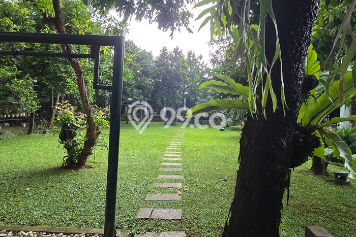 Dijual Rumah Mewah Elegan Dengan View Cantik di Cawang, Jakarta Timur Dijual Rumah Mewah Elegan Dengan View Cantik di Cawang, Jakarta Timur