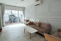 Rumah Elit Modern Tanpa Renovasi di Sektor 9-Bintaro Tangerang Selatan Rumah Elit Modern Tanpa Renovasi di Sektor 9-Bintaro Tangerang Selatan