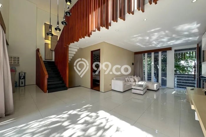 Jual Rumah Luas Megah Dengan View Eksklusif di Seminyak, Badung Jual Rumah Luas Megah Dengan View Eksklusif di Seminyak, Badung