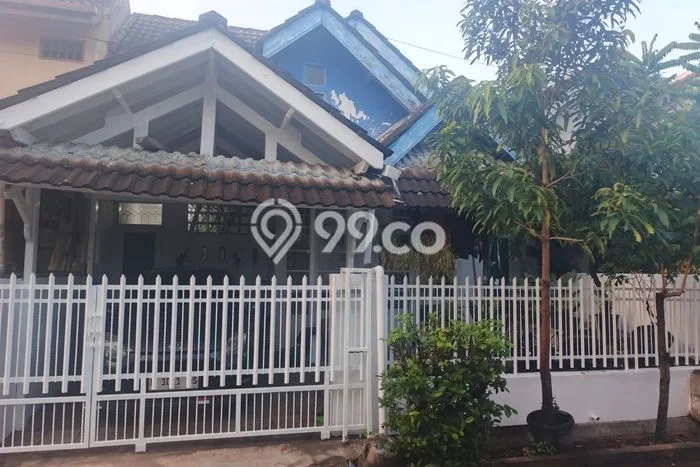 Rumah Strategis Minimalis Lb 77m2 di Serpong, Tangerang Selatan Rumah Strategis Minimalis Lb 77m2 di Serpong, Tangerang Selatan