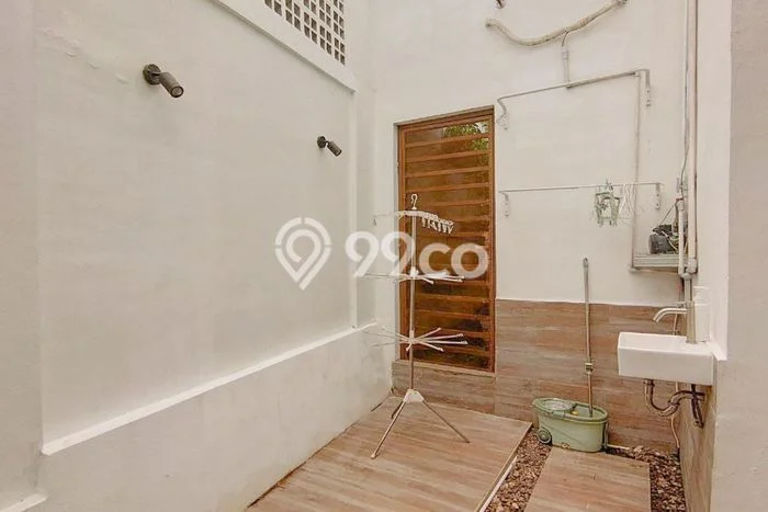 For Sale Rumah 3 Kamar Lokasi Strategis Bagus dan Strategis di Sawangan For Sale Rumah 3 Kamar Lokasi Strategis Bagus dan Strategis di Sawangan