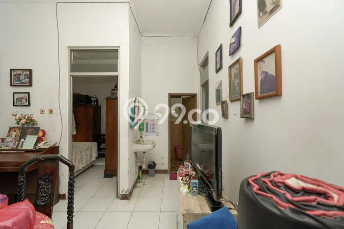 Rumah Modern Minimalis 3 KT Bisa Langsung Pindah di Ciracas Rumah Modern Minimalis 3 KT Bisa Langsung Pindah di Ciracas