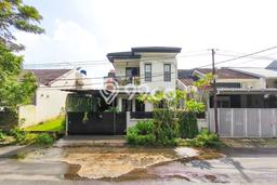 Rumah Luxury Modern Tanpa Renovasi di BSD Tangerang Rumah Luxury Modern Tanpa Renovasi di BSD Tangerang