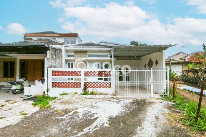Hunian Cantik Minimalis Lb 100m2 di Tanah Sareal, Bogor Hunian Cantik Minimalis Lb 100m2 di Tanah Sareal, Bogor