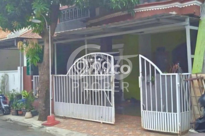 Jual Rumah Strategis Bagus Punya 4 KT di Tembalang Semarang - Jual Rumah Strategis Bagus Punya 4 KT di Tembalang Semarang -