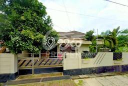 Dijual Rumah Premium dengan Fasilitas Sekitar Lengkap di Ungaran Barat, Semarang Dijual Rumah Premium dengan Fasilitas Sekitar Lengkap di Ungaran Barat, Semarang