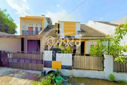 Rumah Modern Cantik 7 Kamar Siap Huni di Karanganyar Rumah Modern Cantik 7 Kamar Siap Huni di Karanganyar