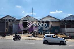LOKASI PREMIUM! Gudang Kawasan Usaha di Karangploso, Luas 255m², Siap Bisnis LOKASI PREMIUM! Gudang Kawasan Usaha di Karangploso, Luas 255m², Siap Bisnis