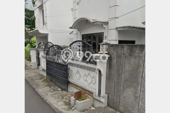 Dijual Cepat Rumah Bagus Siap Huni LB 300m2 di Sumbersari, Jember Dijual Cepat Rumah Bagus Siap Huni LB 300m2 di Sumbersari, Jember