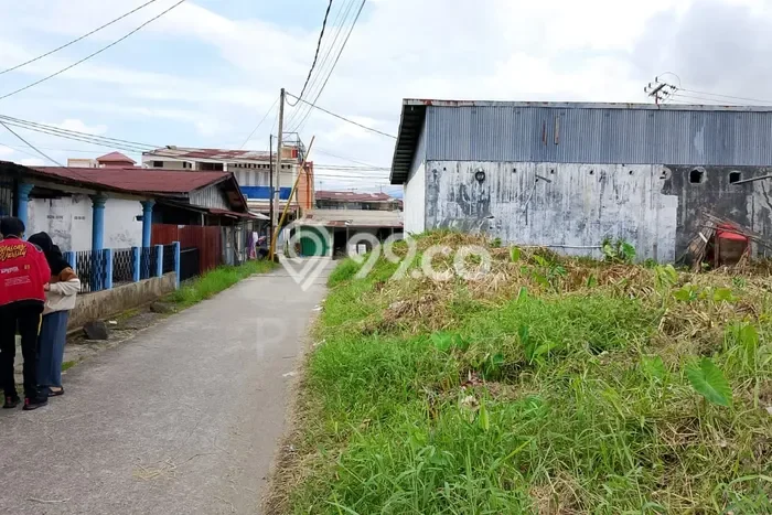 FOR SALE! Ruko di Padang Utara Padang, LT 450m2, LB 450m2 FOR SALE! Ruko di Padang Utara Padang, LT 450m2, LB 450m2