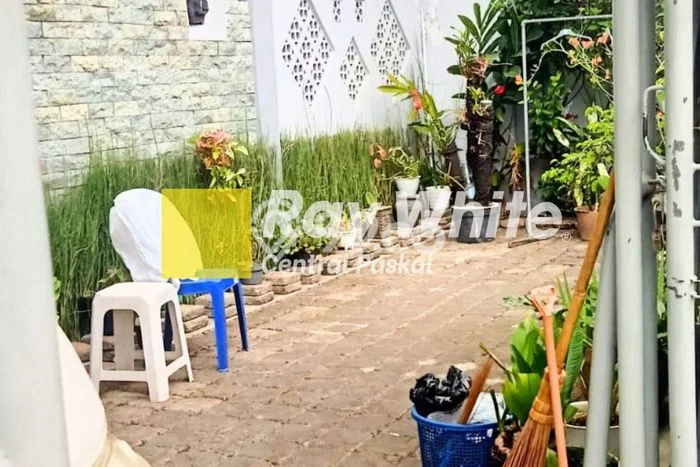 Rumah Modern Cantik 4 Kamar Bisa Langsung Pindah di Margahayu Rumah Modern Cantik 4 Kamar Bisa Langsung Pindah di Margahayu