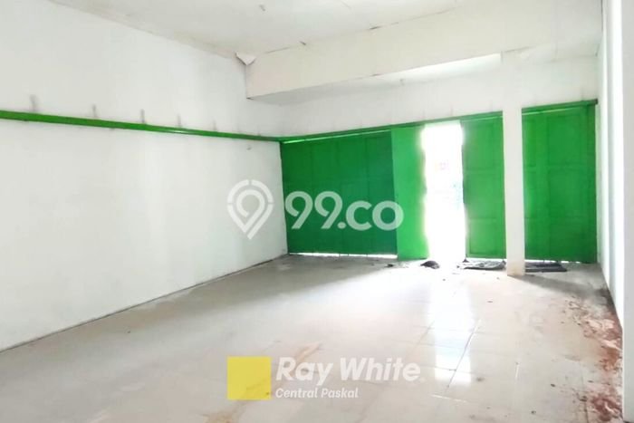 Ruko Disewa di Bandung dengan LB 130m2 Area Komersial Ramai Ruko Disewa di Bandung dengan LB 130m2 Area Komersial Ramai