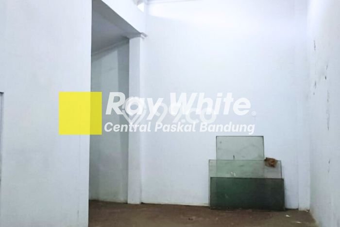 Ruko Dijual di Bandung LT 383m2 & LB 258m2 Lokasi Terbaik! Ruko Dijual di Bandung LT 383m2 & LB 258m2 Lokasi Terbaik!