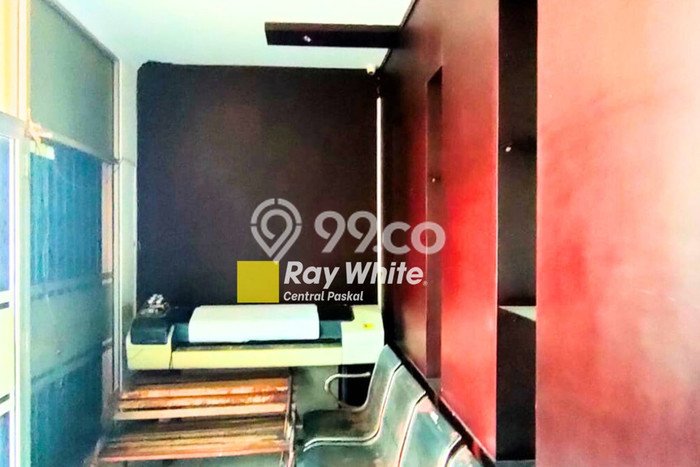 Ruko Dijual di Bandung LT 70m2 & LB 160m2 Lokasi Terbaik! Ruko Dijual di Bandung LT 70m2 & LB 160m2 Lokasi Terbaik!