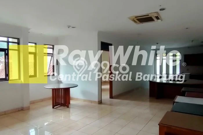 Dijual! Komersial di Riau Bandung LT 690m2 / LB 400m2 Kawasan Bisnis Dijual! Komersial di Riau Bandung LT 690m2 / LB 400m2 Kawasan Bisnis