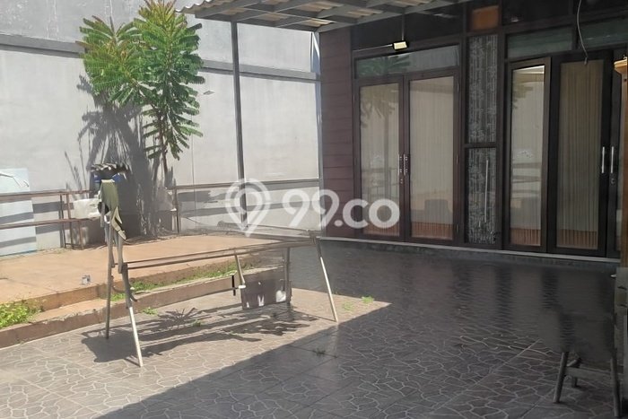 Dijual Rumah Mewah Elegan Dengan View Cantik di Taman Kopo Indah, Bandung Dijual Rumah Mewah Elegan Dengan View Cantik di Taman Kopo Indah, Bandung