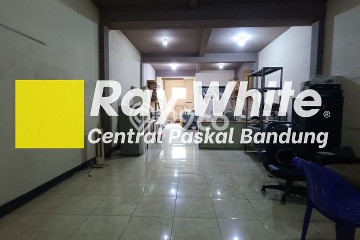 Ruko Bagus Dijual LB 350m2 Lokasi Strategis Bandung Area Cocok untuk Bisnis Ruko Bagus Dijual LB 350m2 Lokasi Strategis Bandung Area Cocok untuk Bisnis