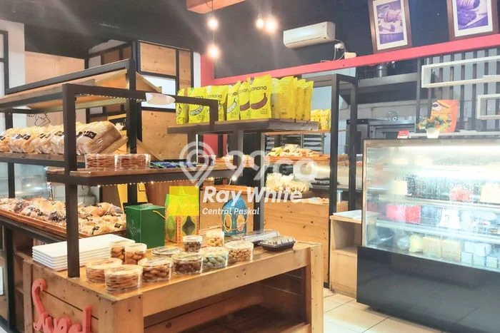 Ruko Bagus Dijual di Buah Batu Bandung Strategis Cocok untuk Kembangkan Bisnis Ruko Bagus Dijual di Buah Batu Bandung Strategis Cocok untuk Kembangkan Bisnis