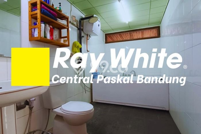 Rumah Eksklusif Siap Huni LT 1000m2 di Sukajadi, Bandung Rumah Eksklusif Siap Huni LT 1000m2 di Sukajadi, Bandung