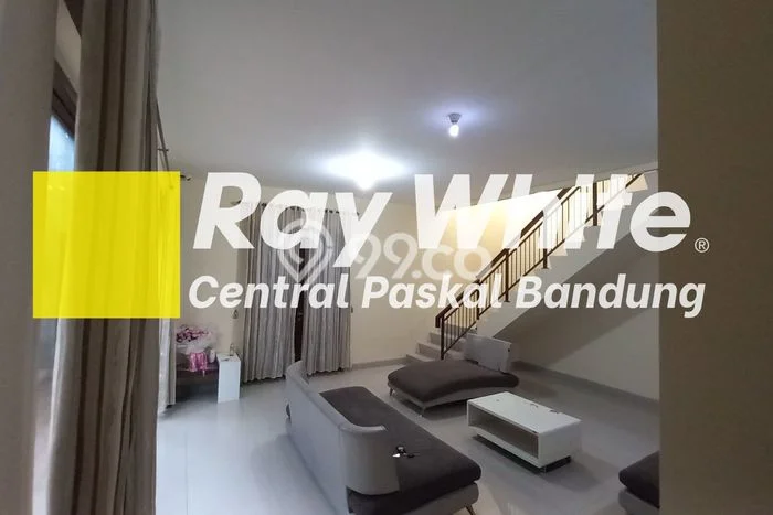 Ready to Use! Luxury House LT 180m2 Desain Modern di Buah Batu Ready to Use! Luxury House LT 180m2 Desain Modern di Buah Batu