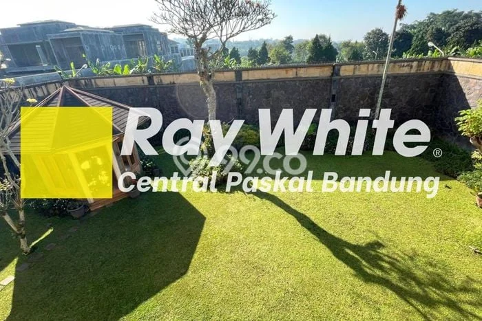 Hunian Eksklusif Siap Huni LT 1248m2 di Cidadap, Bandung Hunian Eksklusif Siap Huni LT 1248m2 di Cidadap, Bandung