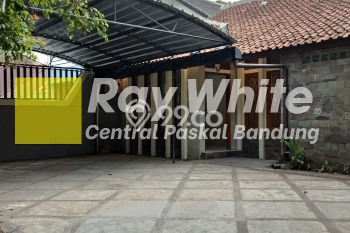 Rumah Disewakan Bandung LT 330m2 LB 270m2 Area Hegarmanah Rumah Disewakan Bandung LT 330m2 LB 270m2 Area Hegarmanah