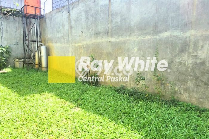 Dijual! Komersial di Caringin Bandung LT 346m2 / LB 240m2 Kawasan Bisnis Dijual! Komersial di Caringin Bandung LT 346m2 / LB 240m2 Kawasan Bisnis