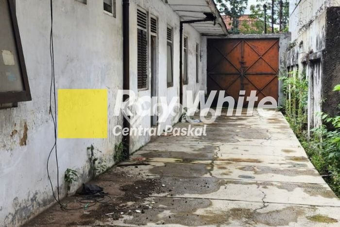 Tanah Kavling Dijual di Gatot Subroto, Bandung dengan Luas Tanah 680m2 Tanah Kavling Dijual di Gatot Subroto, Bandung dengan Luas Tanah 680m2