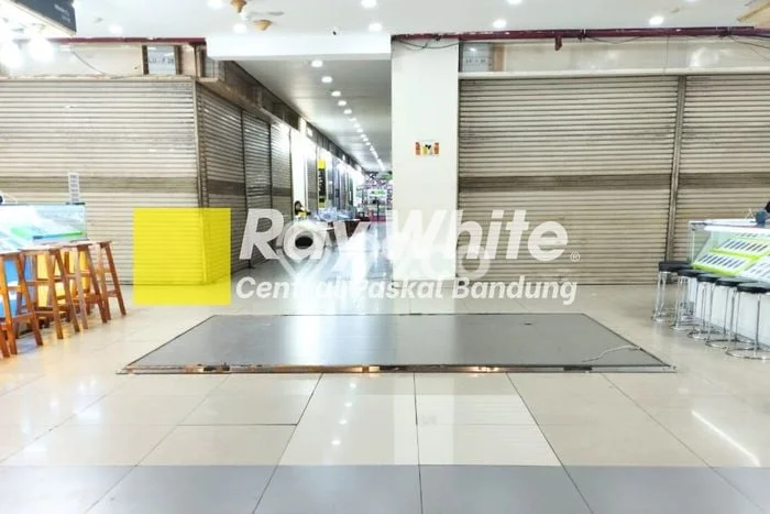 Komersial Bagus Dijual LB 16m2 Lokasi Strategis Bandung Area Cocok untuk Berbisnis Komersial Bagus Dijual LB 16m2 Lokasi Strategis Bandung Area Cocok untuk Berbisnis