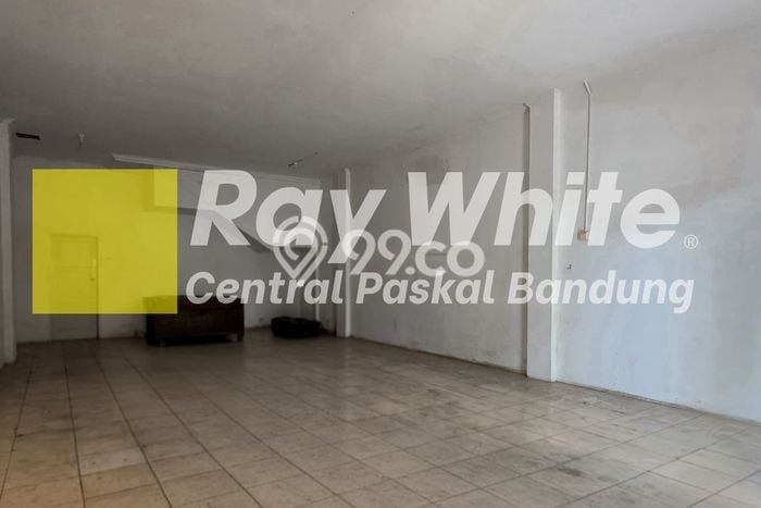 Unit Ruko Dijual di Bandung LT 1828m2 & LB 2200m2 Unit Ruko Dijual di Bandung LT 1828m2 & LB 2200m2