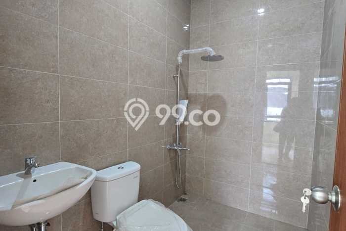 HARGA SPESIAL! Rumah di Turangga, Dekat Fasilitas, 3 KM, Luas 130m² LB 185m² HARGA SPESIAL! Rumah di Turangga, Dekat Fasilitas, 3 KM, Luas 130m² LB 185m²