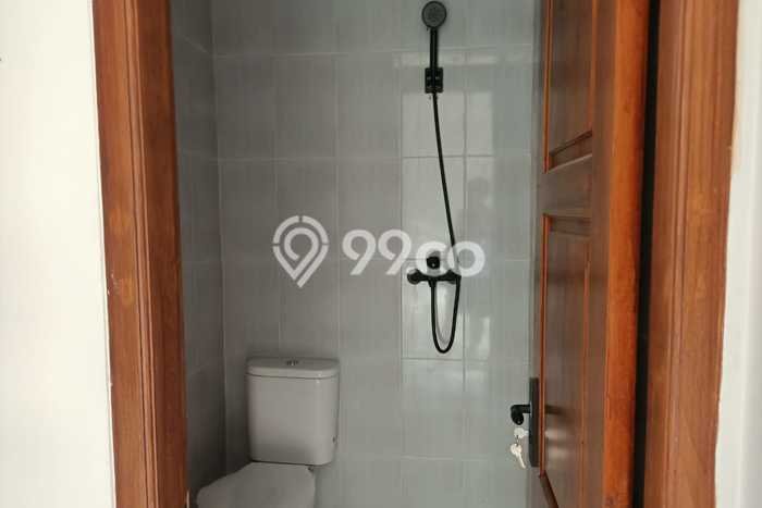 For Sale Hunian Rumah Nyaman 3 Kamar di Sariwangi, Bandung For Sale Hunian Rumah Nyaman 3 Kamar di Sariwangi, Bandung