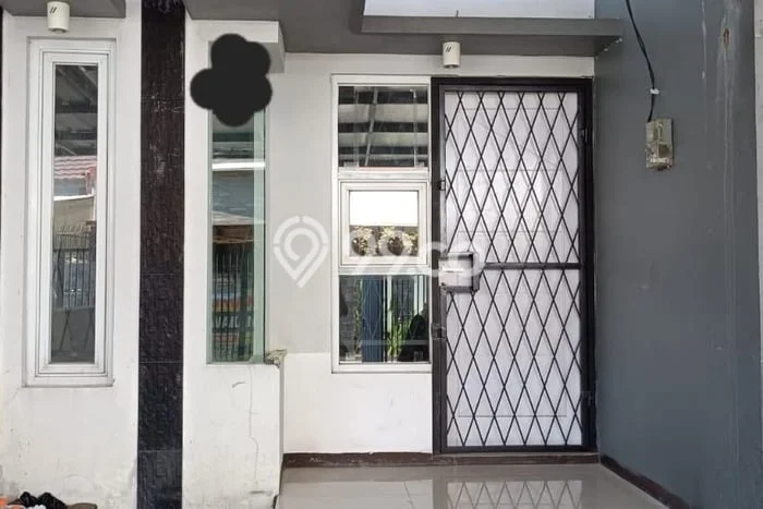 LOKASI PREMIUM! Rumah area Turangga, 2 KM, Lingkungan Tenang, LT 70m² Bangunan 120m² LOKASI PREMIUM! Rumah area Turangga, 2 KM, Lingkungan Tenang, LT 70m² Bangunan 120m²
