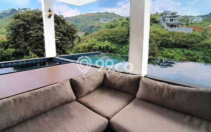 Vila Potensial Kawasan , Area 215m2m², Lingkungan Asri Vila Potensial Kawasan , Area 215m2m², Lingkungan Asri