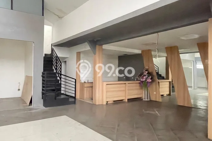 Unit Komersial Tersedia di Cihampelas Spesifikasi LB 350m2 Unit Komersial Tersedia di Cihampelas Spesifikasi LB 350m2