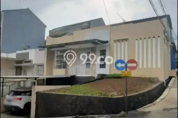Disewakan Rumah Konsep Modern di Mandalajati Bandung dengan 2 KT Disewakan Rumah Konsep Modern di Mandalajati Bandung dengan 2 KT