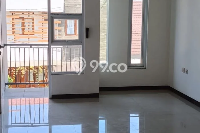 LOKASI PREMIUM! Rumah area Turangga, 2 KM, Lingkungan Tenang, LT 70m² Bangunan 120m² LOKASI PREMIUM! Rumah area Turangga, 2 KM, Lingkungan Tenang, LT 70m² Bangunan 120m²