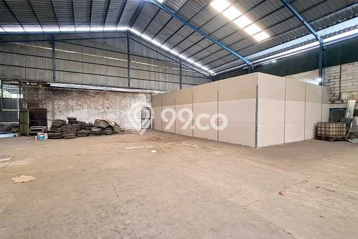 Disewakan Gudang komersial di Padalarang luas bangunan 1250m2 Disewakan Gudang komersial di Padalarang luas bangunan 1250m2