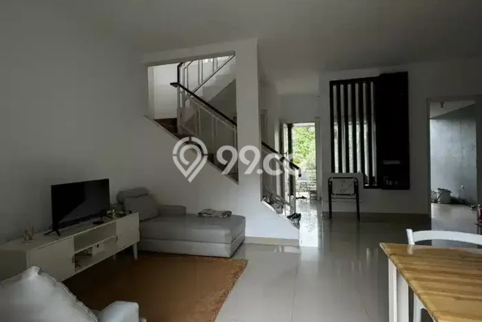 Disewakan! Rumah 3 Kamar Tidur &
3 Kamar Mandi di Cigadung, Bandung Disewakan! Rumah 3 Kamar Tidur &
3 Kamar Mandi di Cigadung, Bandung