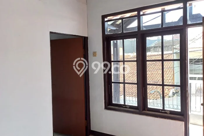 Disewakan Rumah Murah di Pasteur Bandung dengan 5 KT Disewakan Rumah Murah di Pasteur Bandung dengan 5 KT