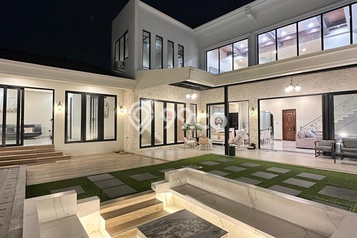Rumah Luxury Modern Tanpa Renovasi di Sektor 9-Bintaro Tangerang Selatan Rumah Luxury Modern Tanpa Renovasi di Sektor 9-Bintaro Tangerang Selatan