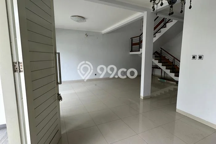 Hunian Mewah LB 400m2 Siap Huni Desain Elegan di Veteran, Jakarta Selatan Hunian Mewah LB 400m2 Siap Huni Desain Elegan di Veteran, Jakarta Selatan