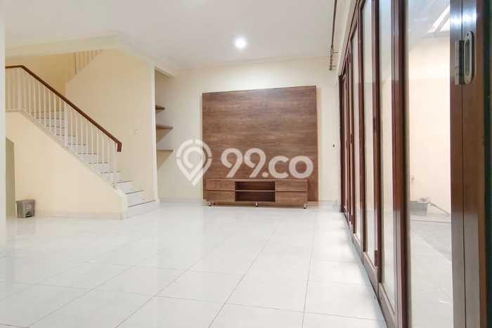 Ready to Use! Luxury House LT 150m2 Desain Elegan di Sektor 9-Bintaro Ready to Use! Luxury House LT 150m2 Desain Elegan di Sektor 9-Bintaro