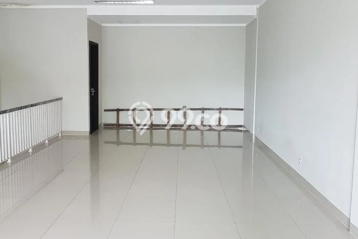 Ruko Dijual di Prime Area Tangerang Selatan Luas 225m2 Ruko Dijual di Prime Area Tangerang Selatan Luas 225m2