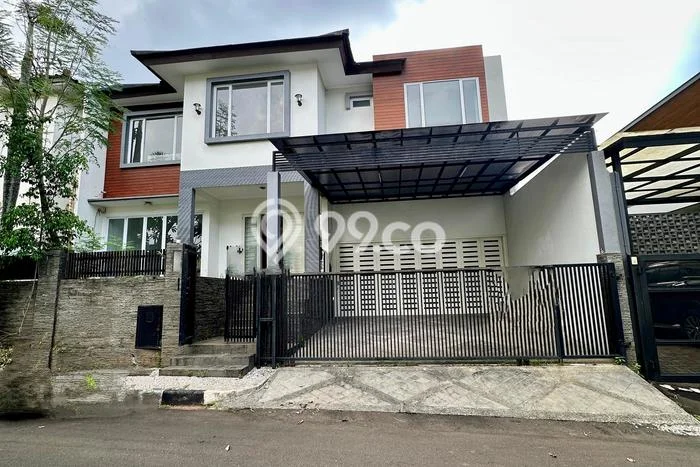 Hunian Mewah LB 400m2 Siap Huni Desain Elegan di Veteran, Jakarta Selatan Hunian Mewah LB 400m2 Siap Huni Desain Elegan di Veteran, Jakarta Selatan