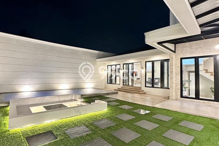Rumah Luxury Modern Tanpa Renovasi di Sektor 9-Bintaro Tangerang Selatan Rumah Luxury Modern Tanpa Renovasi di Sektor 9-Bintaro Tangerang Selatan