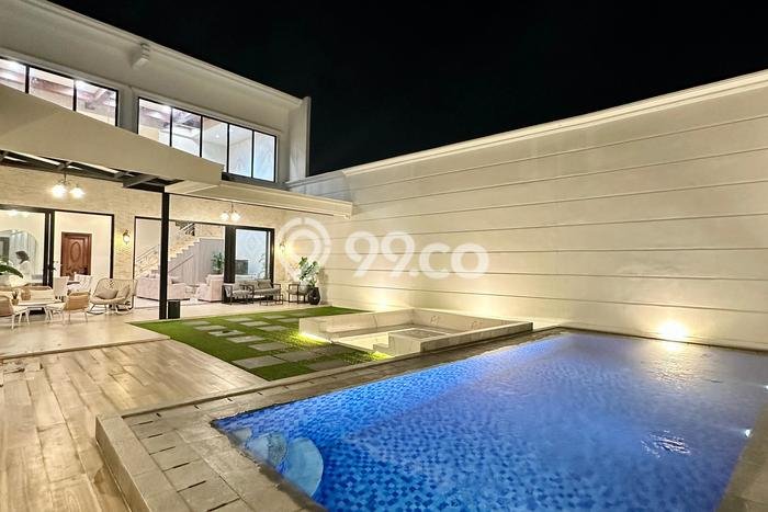 Rumah Luxury Modern Tanpa Renovasi di Sektor 9-Bintaro Tangerang Selatan Rumah Luxury Modern Tanpa Renovasi di Sektor 9-Bintaro Tangerang Selatan
