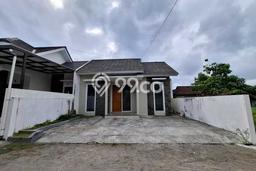Jual Rumah Minimalis Bagus Punya 3 KT di Kalasan Sleman SHM Jual Rumah Minimalis Bagus Punya 3 KT di Kalasan Sleman SHM